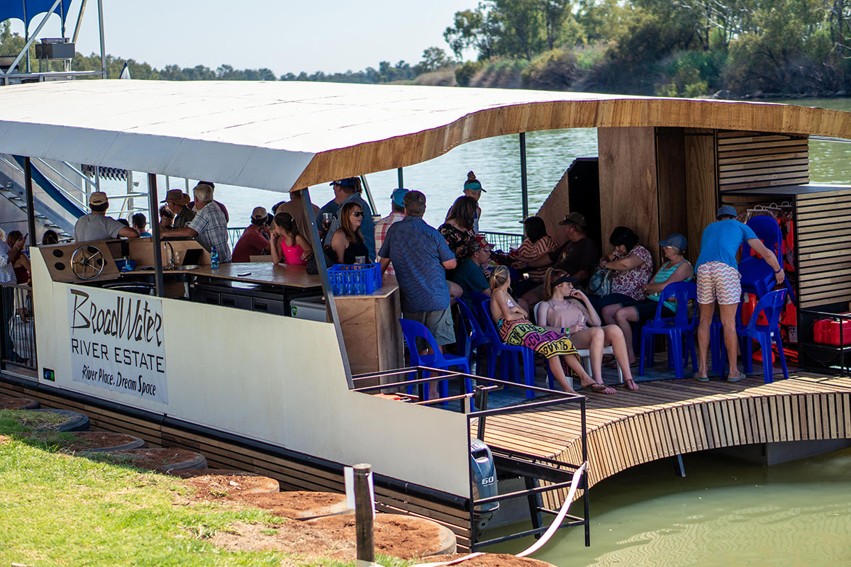 natura barge cruises on the vaal